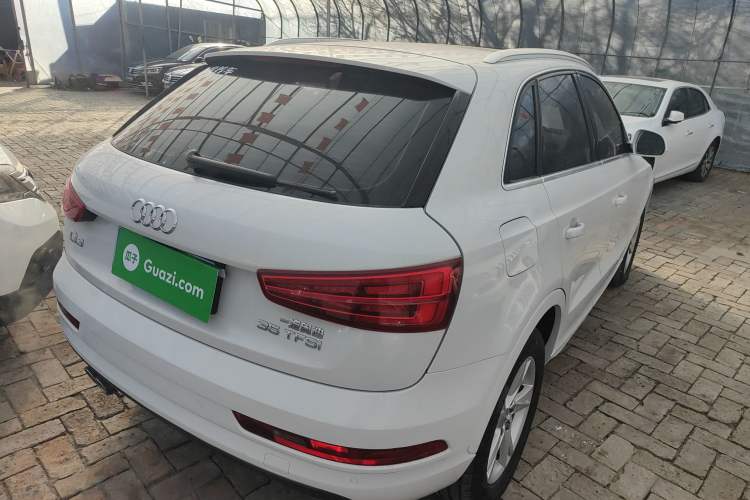 Used Audi Q3 2017 35 TFSI Fashion Model
