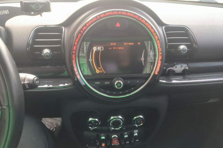 Used MINI Clubman 2016 Revised 1.5T COOPER Audio And AC Panel
