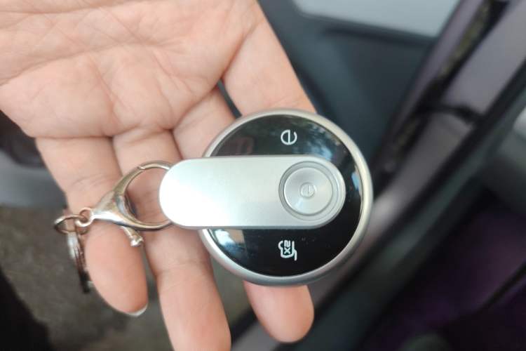 Used Bestune Yueyi 03 2025 445km Joyful Edition Vehicle Key