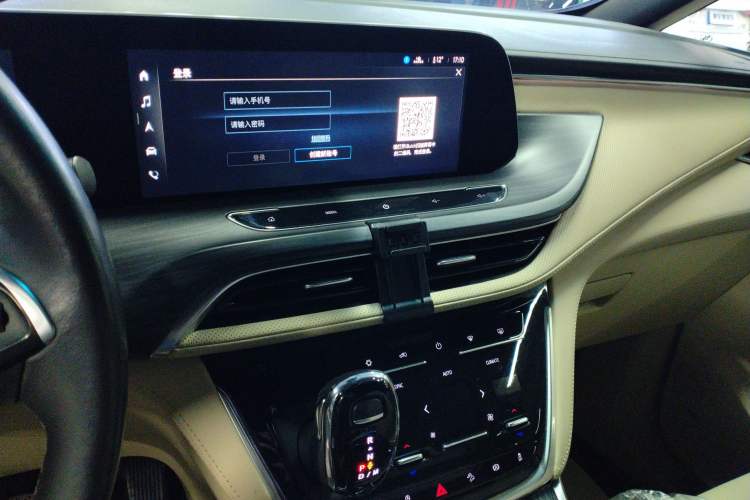 Used Buick GL8 2022 ES Landtrek 653T Flagship Model