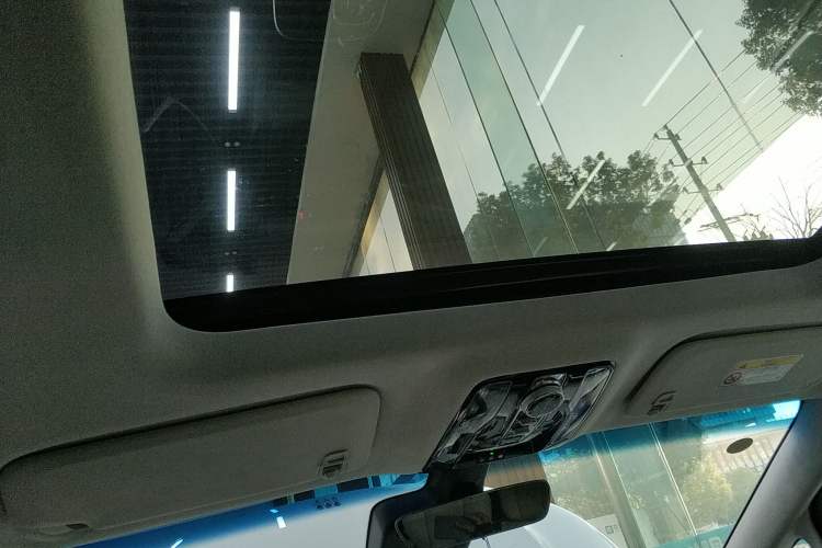 Used Buick Century 2023 2.0T Six-Seater Yinshi Edition