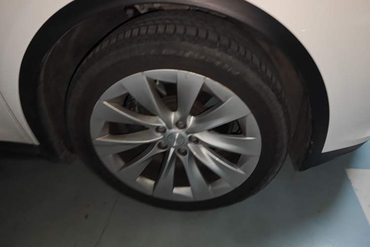 Used Tesla Model X 2016 X 90D
