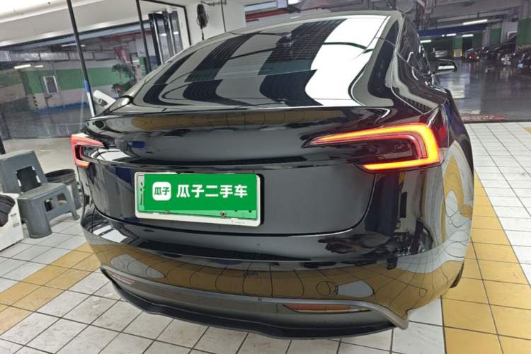Used Tesla Model 3 2023 Rear-Wheel-Drive Version
