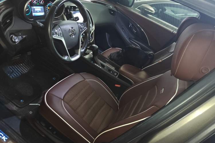 Used Buick LaCrosse 2013 2.4L SIDI Elite Comfort Version
