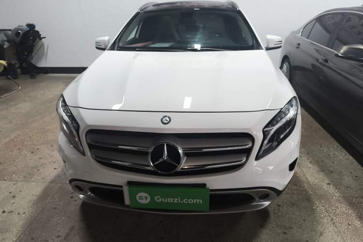 Used Mercedes-Benz GLA 2015 GLA 220 4MATIC Fashion Model
