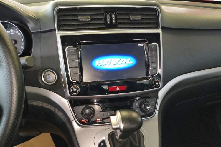 Used Haval M6 2019 1.5T DCT Two-Wheel Drive Elite Version China VI Standard
