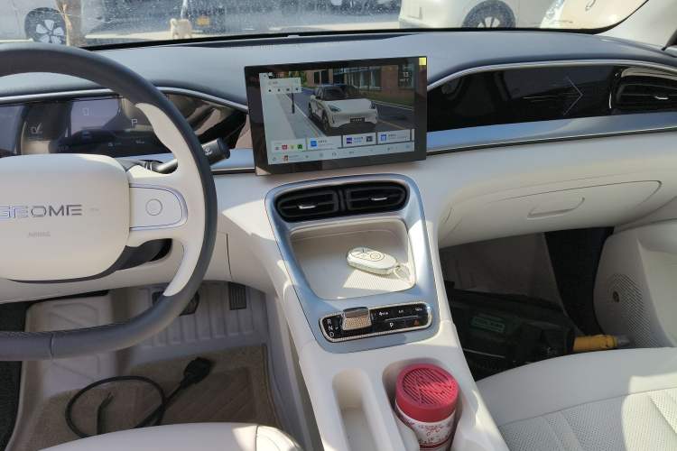 Used Geely Galaxy Geome 2025 310km Youth Edition Audio And AC Panel