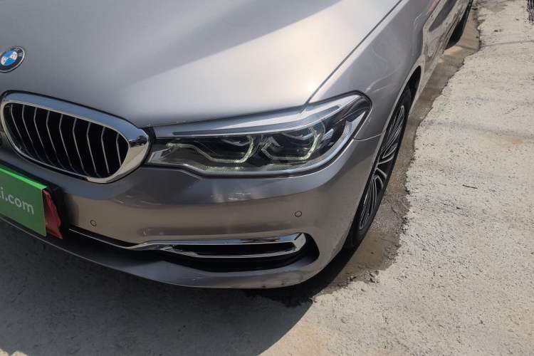 Used BMW 5 Series 2019 530Li Luxury Edition Premium Package
