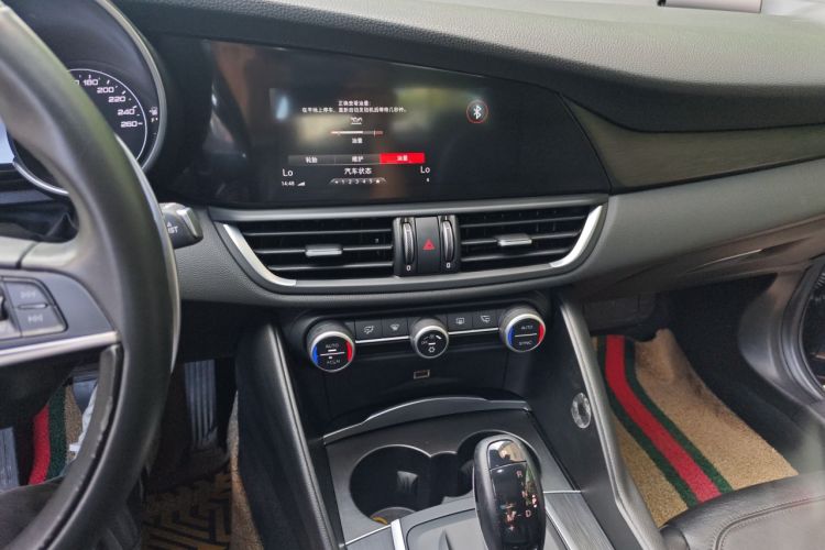 Used Alfa Romeo Giulia 2017 2.0T 280HP Luxury Edition