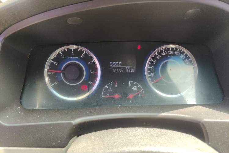 Used Geely Auto GC7 2013 1.5L Manual Comfort Model Odometer Close Up