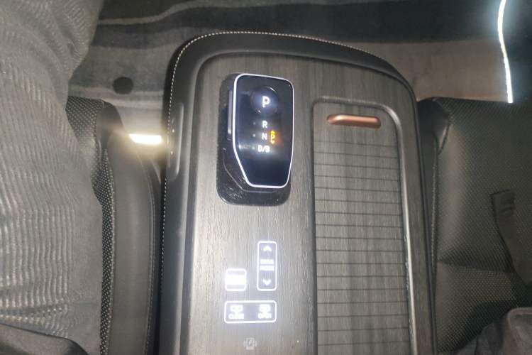 Used Nissan ARIYA 2022 Two-Wheel Drive Long Range Top-Tier Version Gear Lever