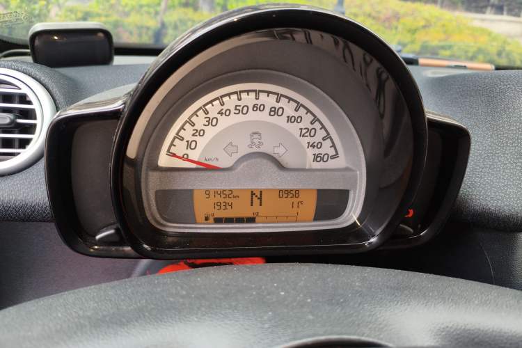 Used smart fortwo 2012 1.0 MHD Hardtop Standard Edition
