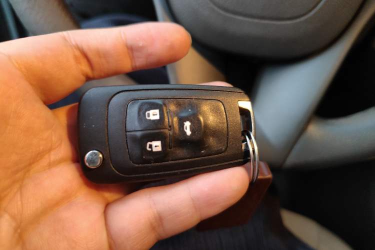 Used Chevrolet Cruze 2015 1.5L Classic SE MT
