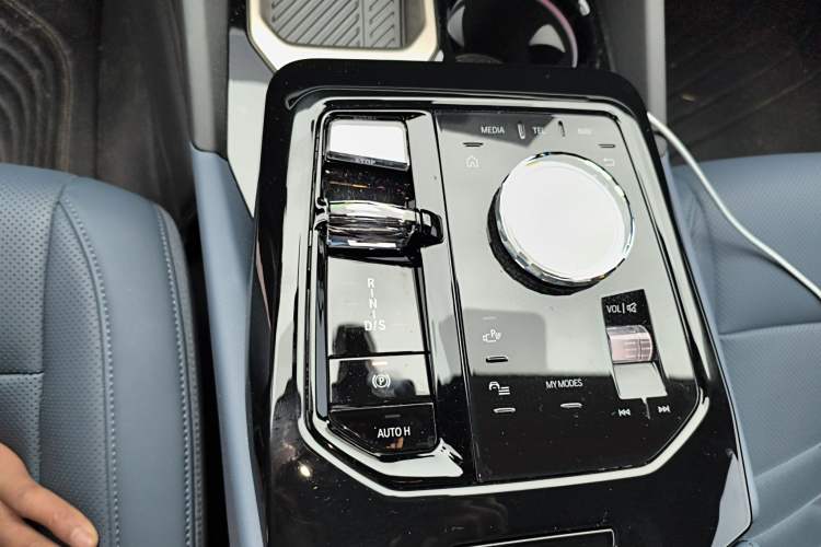 Used BMW 5 Series 2024 530Li Luxury Edition M Sport Package