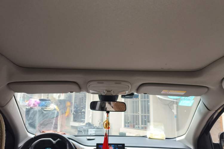 Used Soueast DX7 2015 1.5T Automatic Luxury Model
