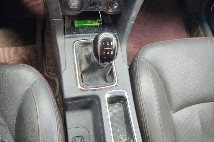 Used Geely Auto Vision 2017 1.5L Manual Happiness Edition Gear Lever