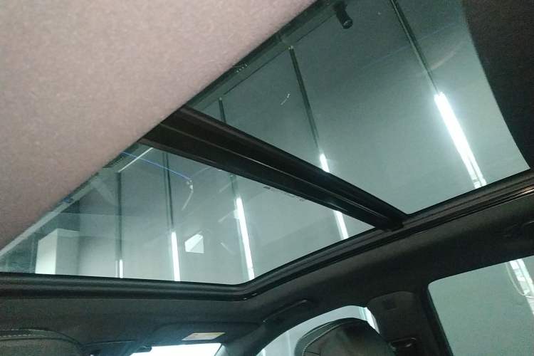 Used Cadillac XT5 2026 Model 2.0T Metropolitan Edition
