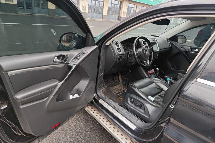 Used Volkswagen Tiguan 2013 1.8 TSI Automatic Two-Wheel Drive Comfort Edition Driver Seat