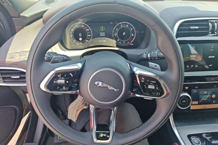 Used Jaguar XEL 2025 2.0T 250 PS R-DYNAMIC 90th Anniversary Edition
