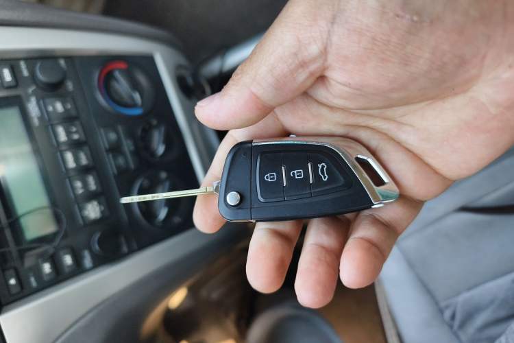 Used Hyundai Elantra 2007 1.6L Manual Comfort Model Vehicle Key