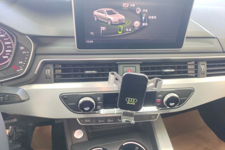 Used Audi A4L 2019 40 TFSI Fashion Edition China VI Emission Standard
