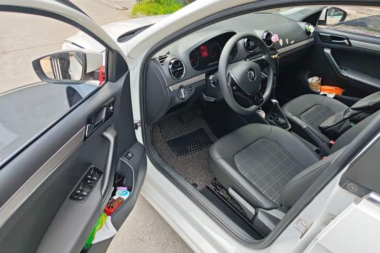 Used Volkswagen Jetta 2017 1.5L Automatic Comfort Model
