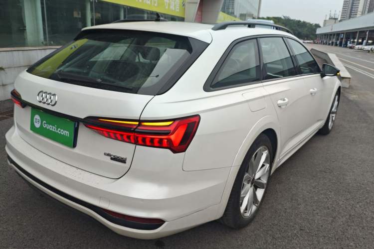 Used Audi A6 2022 allroad quattro Explorer 55 TFSI Prestige Off-Road Model