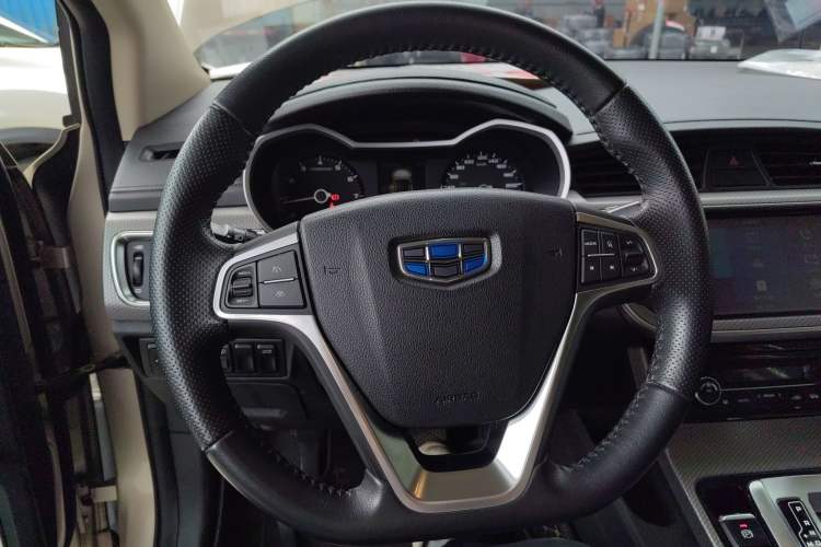 Used Geely Auto Emgrand GS 2016 Elegant Edition 1.8L Automatic LingShang Model