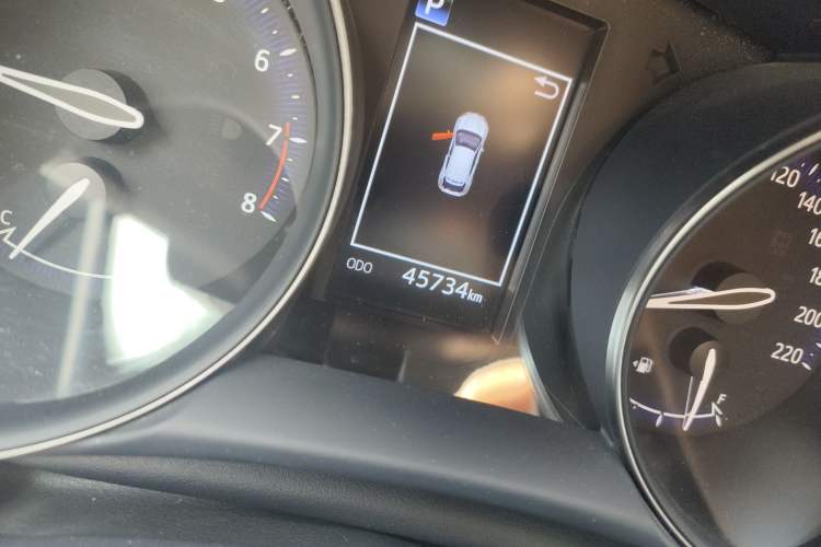 Used Toyota IZOA 2018 2.0L Yichi Edition China V Standard
