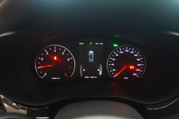 Used BYD Song MAX 2019 1.5T Automatic Smart Connect ZhiLian RuiDong Model 7 Seats China V Emission Standard
