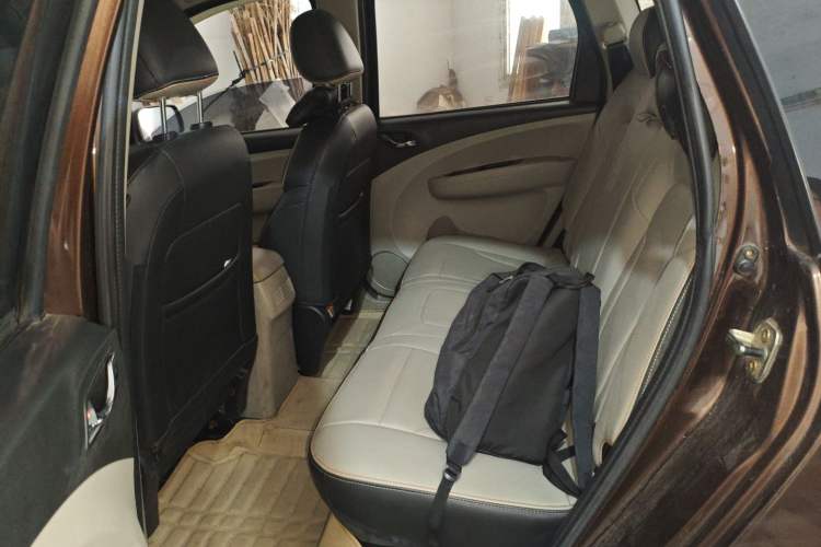 Used FORTHING Joyear XV 2015 1.6L CVT Comfort Model
