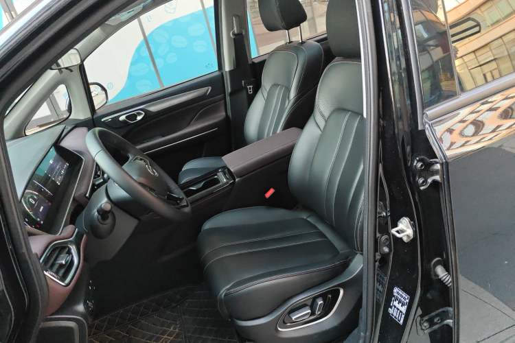 Used GAC Trumpchi M6 2023 PRO 270T DCT Luxury Edition