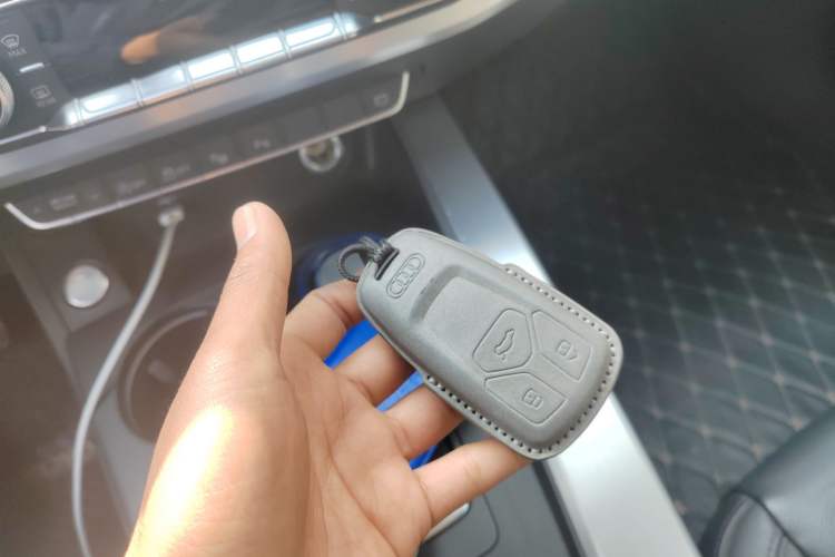 Used Audi A4L 2019 40 TFSI Fashion Edition China VI Emission Standard
