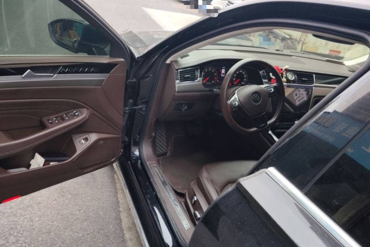 Used Volkswagen Phideon 2021 380TSI Luxury Edition
