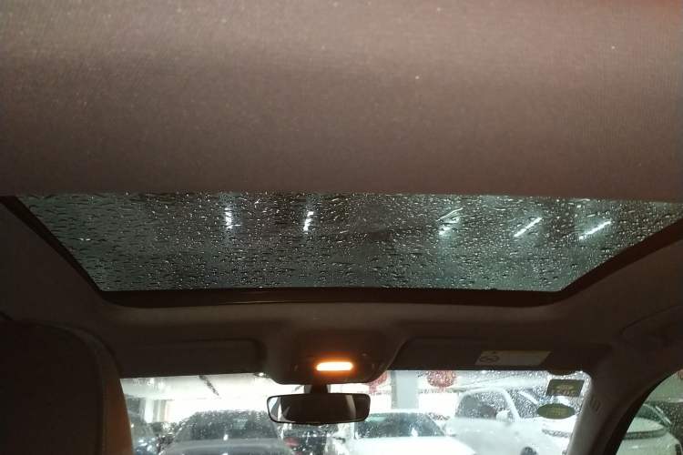 Used Audi A3 2019 Limousine 35 TFSI Fashion Edition China VI Emission Standard Headliner