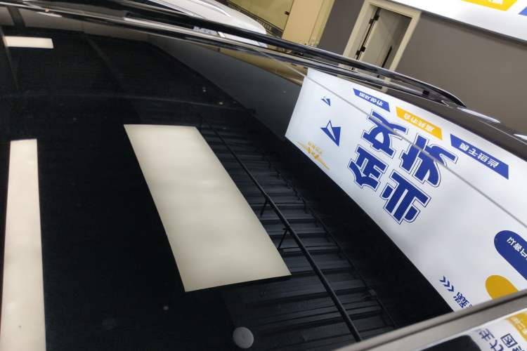 Used Volkswagen Tiguan L 2023 330TSI Automatic Two-Wheel Drive R-Line Flagship Edition Roof