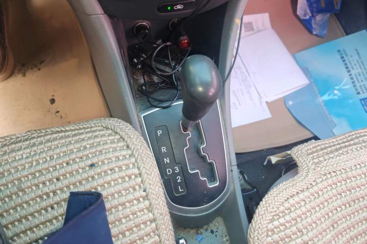 Used Hyundai Verna (older generation) 2010 Sedan 1.4L Automatic Comfort Model GS
