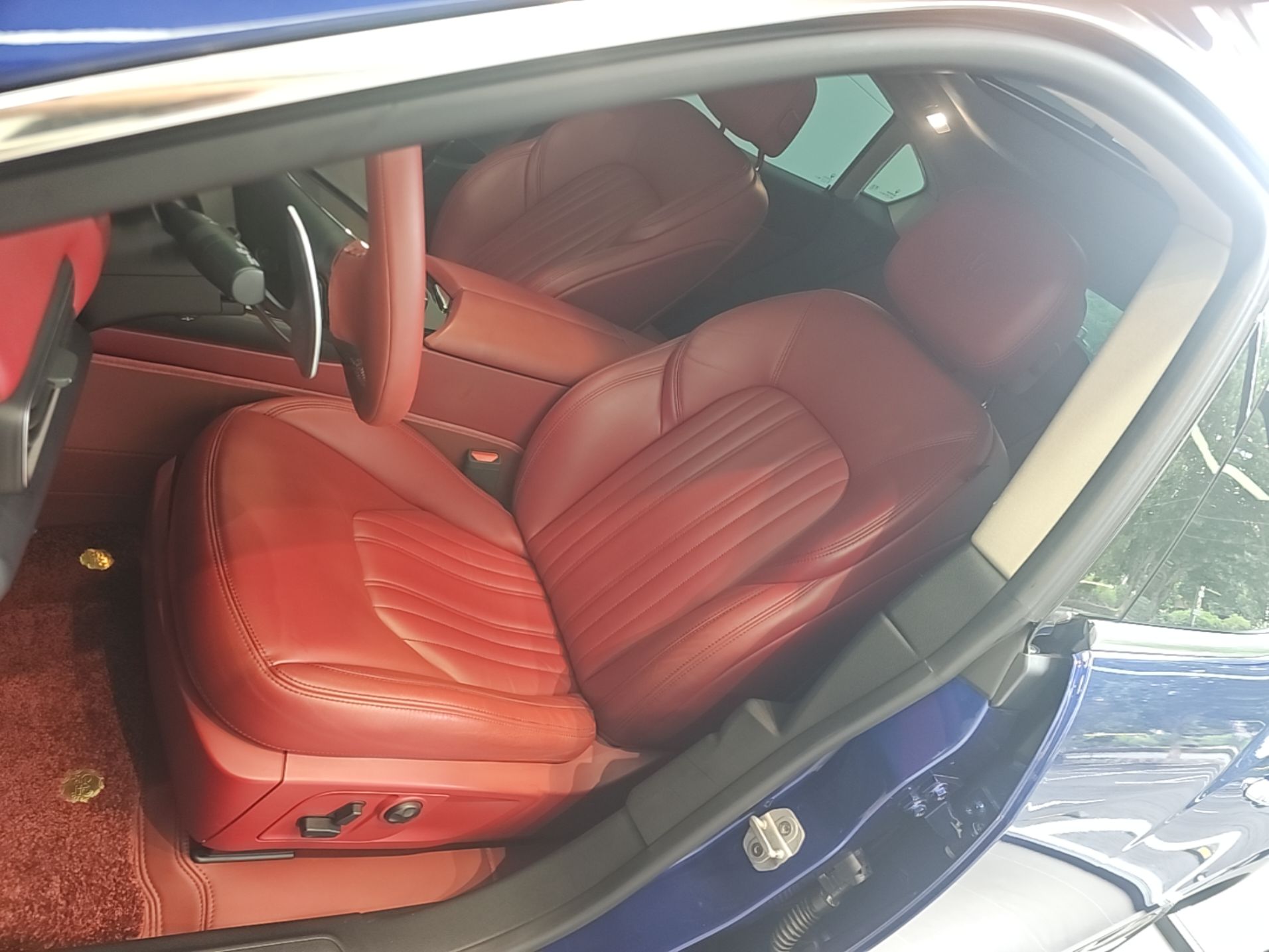 Avant de la voiture