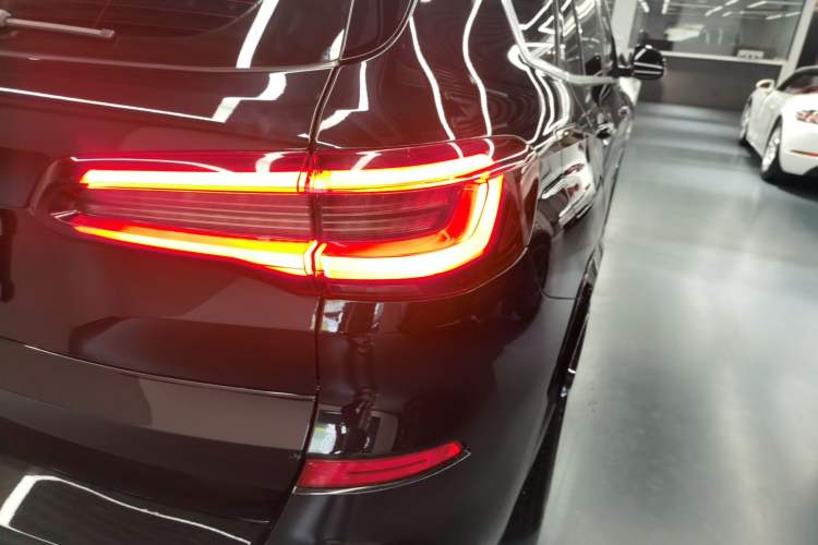 Used BMW X5 2022 Restyled xDrive 30Li M Sport Package
