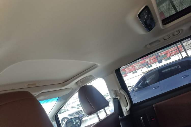 Used Honda Odyssey 2022 2.0L eHEV Sharp Supreme Edition Headliner