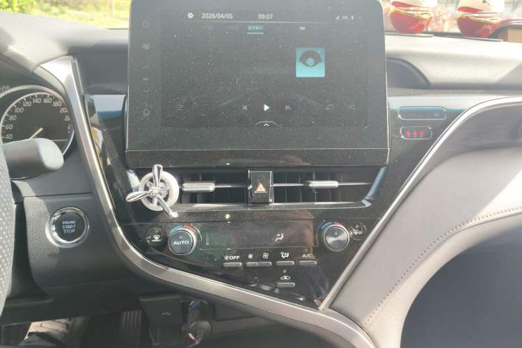 Used Toyota Camry 2021 2.0G Luxury Edition Audio And AC Panel