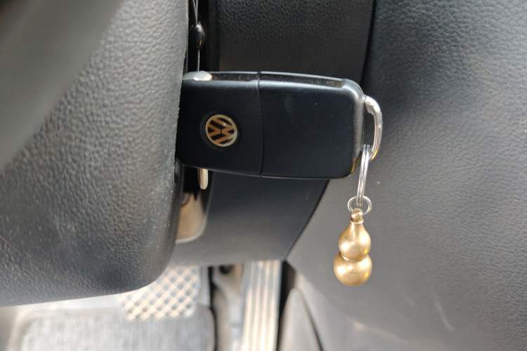 Used Volkswagen Sagitar 2015 230TSI Automatic Comfort Version