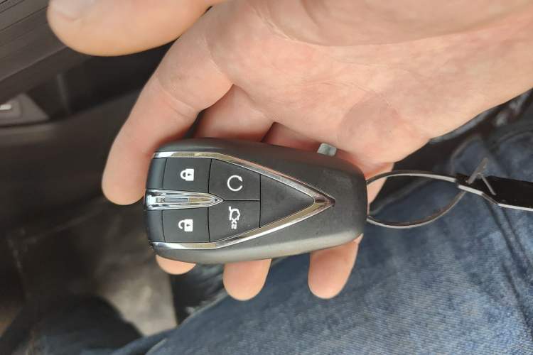 Used CHANGAN Eado 2025 Blue Whale 1.5T 500Bar Prestige Model
