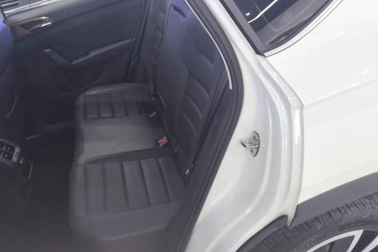 Used Volkswagen Tharu 2021 280TSI Two-Wheel-Drive Luxury Plus Edition Left Rear Seat