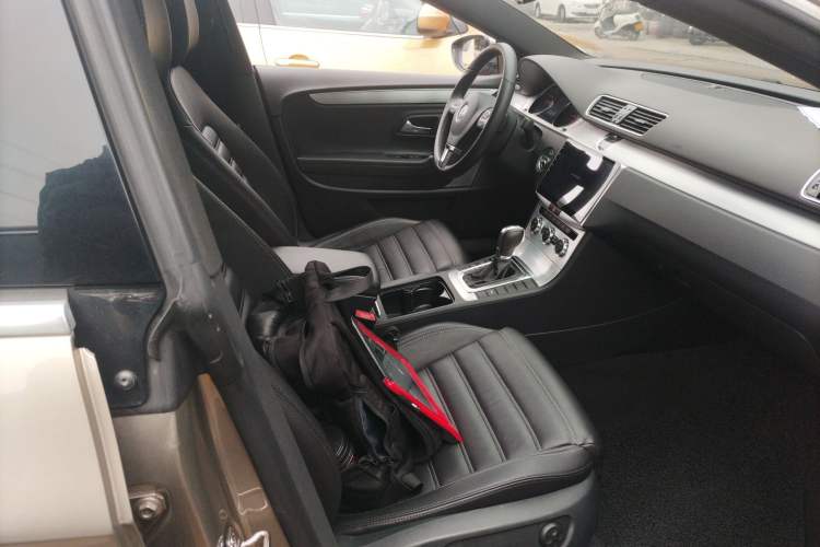 Used Volkswagen FAW-Volkswagen CC 2016 1.8TSI Prestige Model