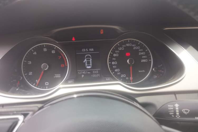 Used Audi A4L 2015 35 TFSI Automatic Standard Model Instrument Cluster