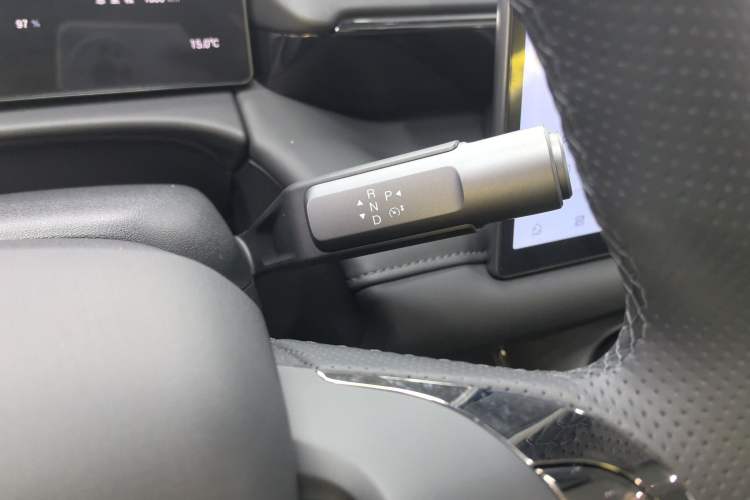 Used AION V 2024 Aion Tyrannosaurus 520 LiDAR Edition
