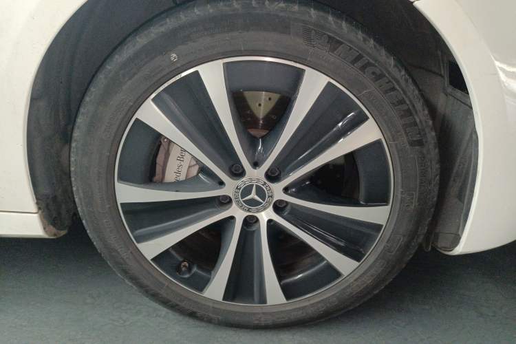 Used Mercedes-Benz E-Class New Energy 2022 Facelift E 350 e L Plug-in Hybrid Sedan