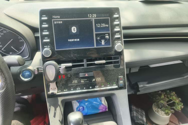 Used Toyota Avalon 2019 Dual-Engine 2.5L Luxury Edition China VI Standard