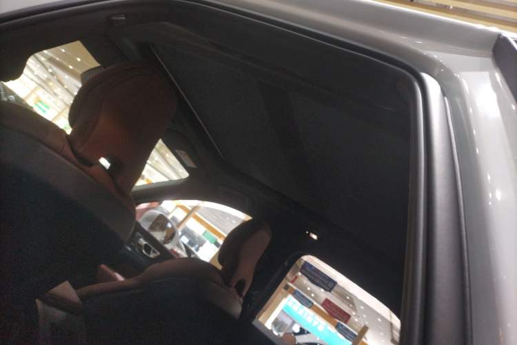 Used Volvo XC60 New Energy 2023 T8 Plug-in Hybrid Long-Range All-Wheel Drive Smart Luxury Edition